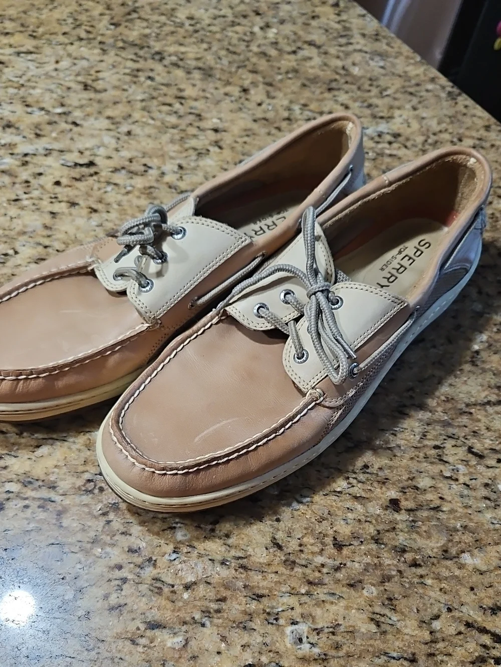Sperry Men’s Tan Leather Boat Shoes
